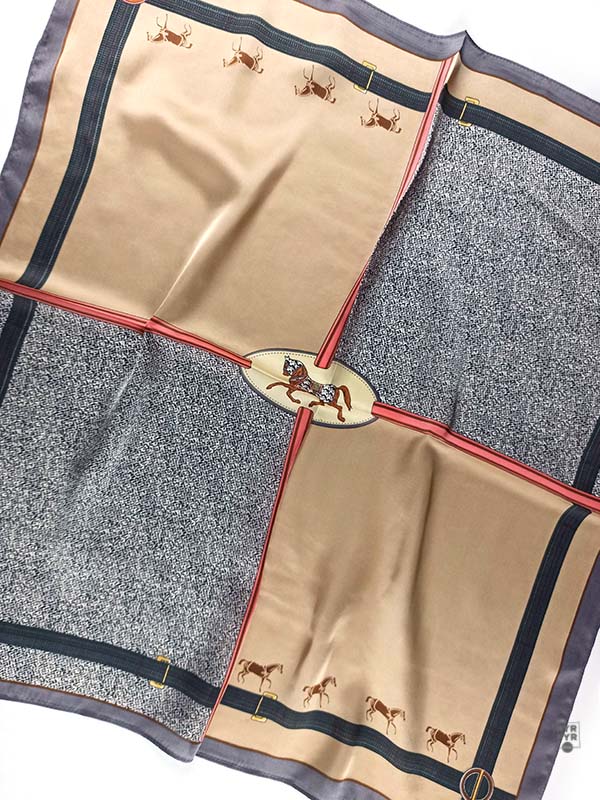 платок Hermes с лошадью