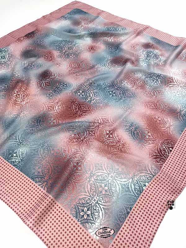 розовый платочек